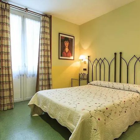 Gasthuis Begona - Centro Ciudad 2*